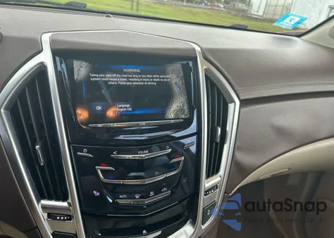 2015 Cadillac Srx Luxury Collection z USA, uszkodzony, nr VIN 3GYFNBE37FS569840